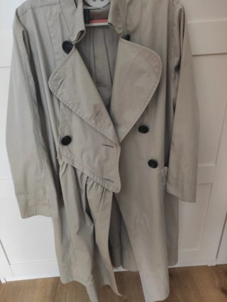 Gabardina Hoss Intropia