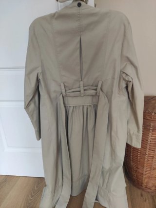 Gabardina Hoss Intropia