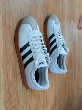 Adidas VI Court Base Talla 43 1/3