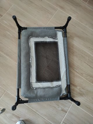 Cama para perro o gato gris