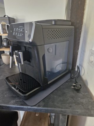 Cafetera Philips Serie 2200