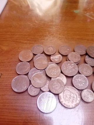 Lotto di monete italiane, inglesi e altre