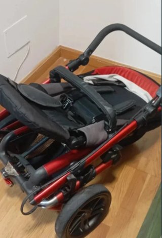 Jané Trider Silla de paseo reversible roja y negra