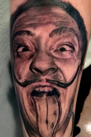 Hacemos todo tipo de tatuajes arreglos y covers..