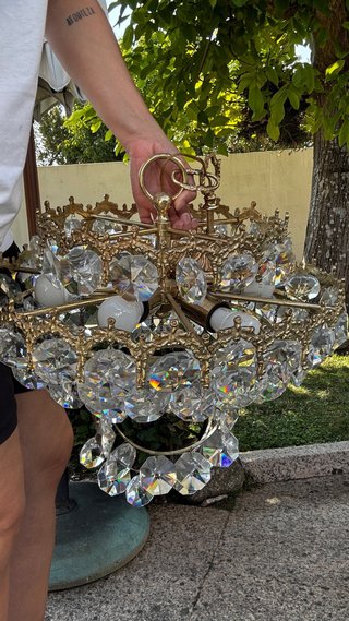 Lámpara araña cristal y metal dorado