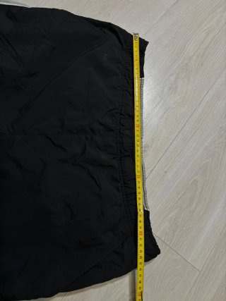 Bermuda Nike Vintage 00s Y2K Negra Gris