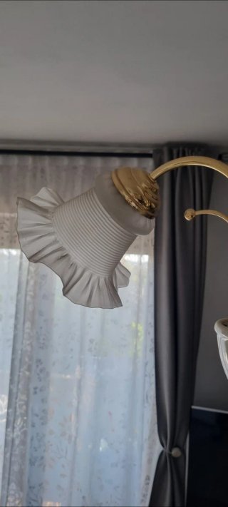 Lampadario vintage oro e bianco