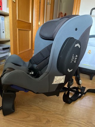 Silla de coche Axxkid Move a contramarcha