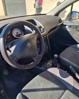 Peugeot 207, año 2009