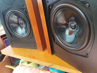 Altavoces KEF Corelli