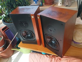 Altavoces KEF Corelli