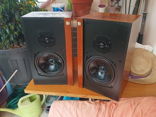 Altavoces KEF Corelli