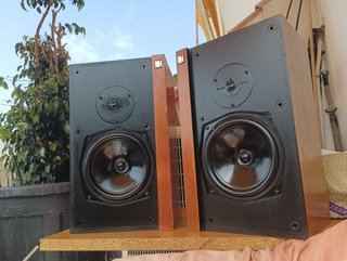 Altavoces KEF Corelli