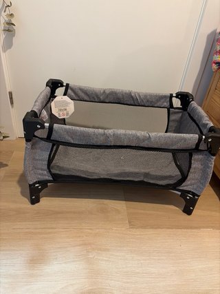 Cuna de viaje plegable para muñeco