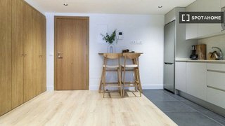 Piso en alquiler en Nueva España en Madrid
