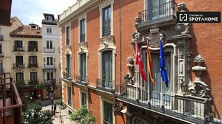 Piso en alquiler en Cortes - Huertas en Madrid