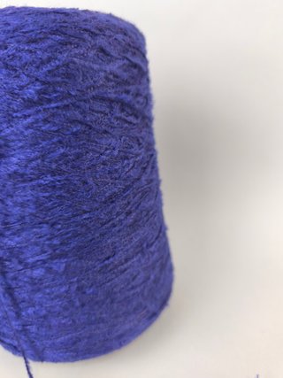 Cono hilo pestaña azul marino para tejer