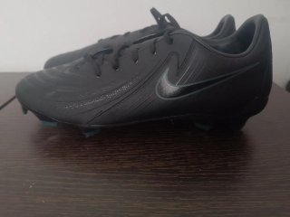 Botas Nike Phantom Nuevas Talla 40