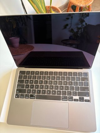 MacBook Air M2