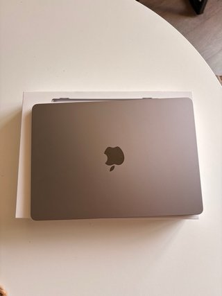 MacBook Air M2