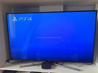 PS4 400GB + Mando + Auriculares Turtle Beach P12