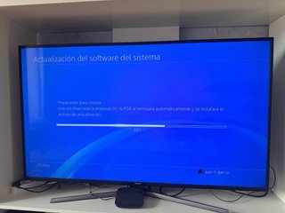 PS4 400GB + Mando + Auriculares Turtle Beach P12