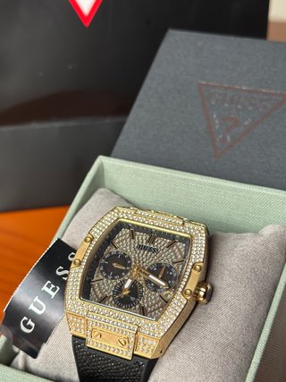 Reloj Guess Dorado y Negro con Cristales