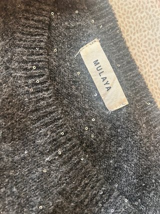 Jersey negro manga corta con brillos