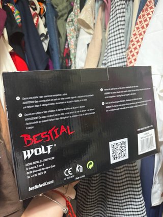 Casco Bestial Wolf Skull Rosa