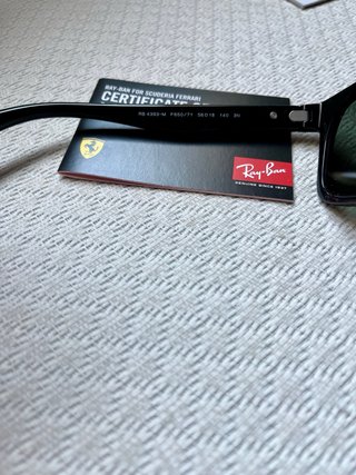 Gafas sol Ray-Ban Scuderia Ferrari