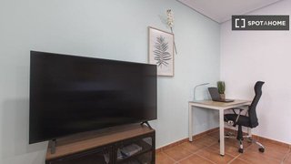 Piso en alquiler en Apóstol Santiago en Madrid