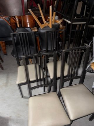 Sillas de salón/bar (20 unidades) a 10€ cada