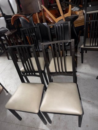 Sillas de salón/bar (20 unidades) a 10€ cada