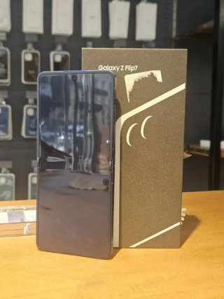 SAMSUNG Z FLIP 7 256GB AZUL 100% BAT - 70 ciclos
