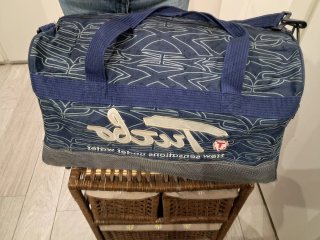 Bolso de deporte Turbo azul y blanco