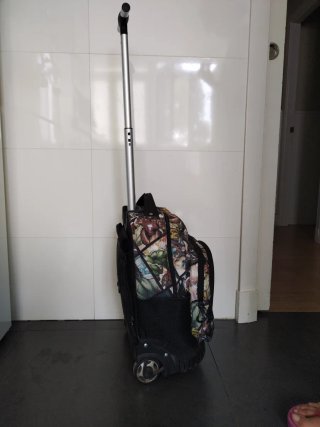 Mochila escolar con ruedas Marvel