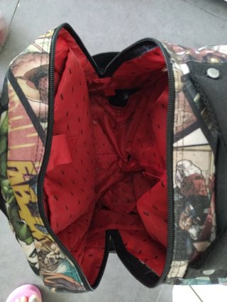 Mochila escolar con ruedas Marvel