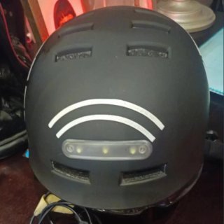 Casco Bici/Patín Eléctrico con Luz LED, recargable