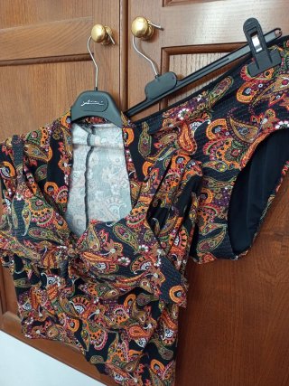 Costume paisley Calzedonia + Pareo