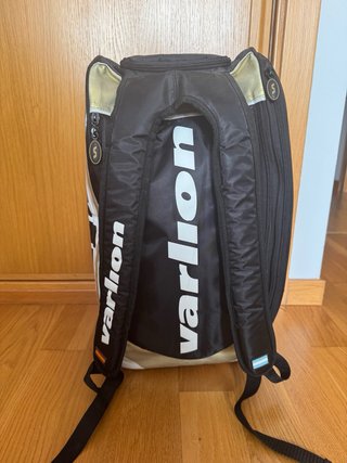 Paletero Varlion Negro y Dorado Padel