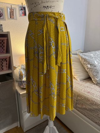 Falda Mango Estampado Cadenas y Lunares