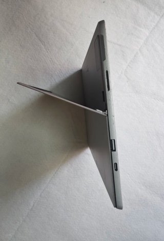 Microsoft Surface Pro 7+