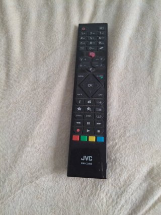 TV JVC 32 + Soporte Pared Articulado