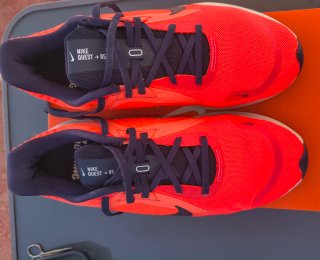 Zapatillas Nike Quest 5 Rojas originales