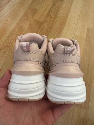 Zapatos Nike Rosas y Blancos