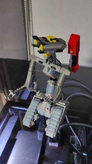 Figura Cortocircuito Johny 5