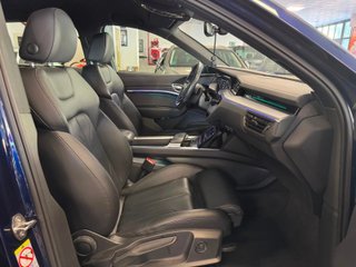 Audi e-tron Advanced 55 quattro 300 kW (408 CV)