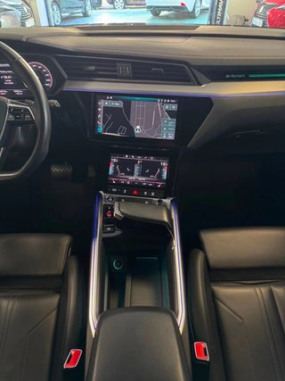 Audi e-tron Advanced 55 quattro 300 kW (408 CV)