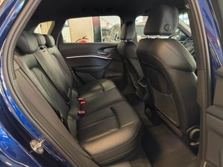 Audi e-tron Advanced 55 quattro 300 kW (408 CV)