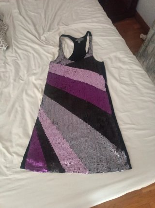Vestido corto lentejuelas morado y plateado